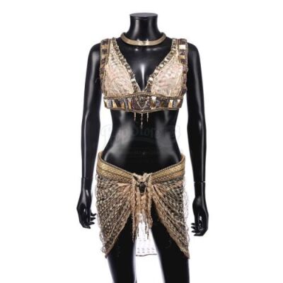Lot #551 - THE MUMMY RETURNS (2001) - Nefertiri's (Rachel Weisz) Fighting Costume