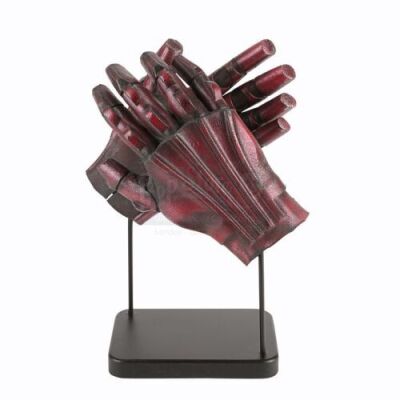 Lot #684 - STAR WARS: THE PHANTOM MENACE (1999) - TC Series Protocol Droid Hands
