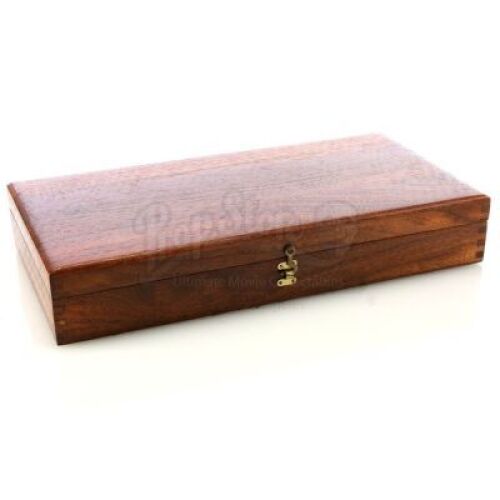 Lot # 9: JOHN WICK: CHAPTER 2 - Bowery King's Gun Box