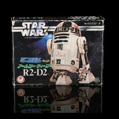 Lot # 76 - R2-D2 Model Kit