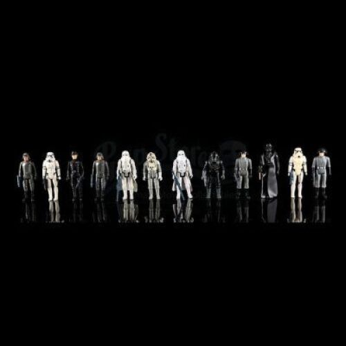 Lot # 305 - Loose Imperial Action Figures