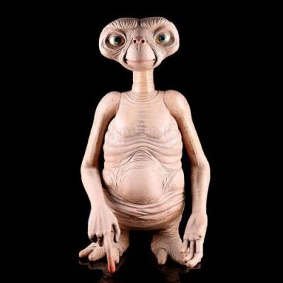 Lot # 405 - E.T. 1:1 Scale Stunt Puppet Prop Replica