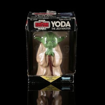 Lot # 500 - Yoda The Jedi Master Magic 8-Ball