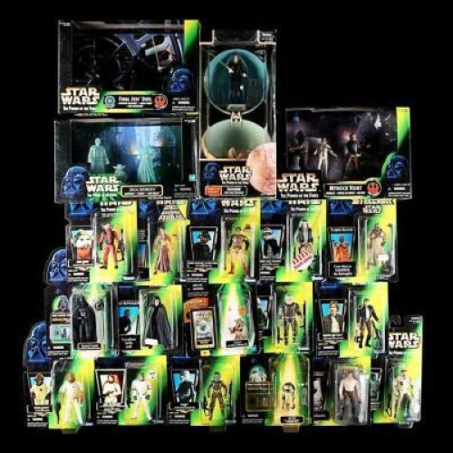 Lot # 532 - Power Of The Force Action Figures