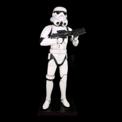 Lot # 568 - Stormtrooper 1:1 Statue