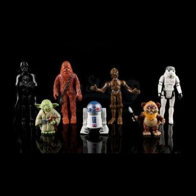 Lot # 582 - Disney Star Tours Figures