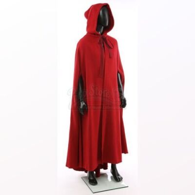 Alice Cullen's Volterra Jacket and Gloves