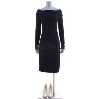 Lot # 151: MARVEL'S JESSICA JONES (TV SERIES) - Jeri Hogarth's Office Dress