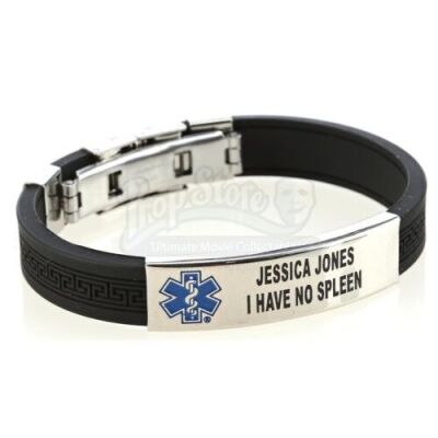 Lot # 294: MARVEL'S JESSICA JONES (TV SERIES) - Jessica Jones' 'I Have No Spleen' Bracelet