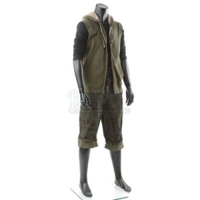Embry Call's Diversion Costume