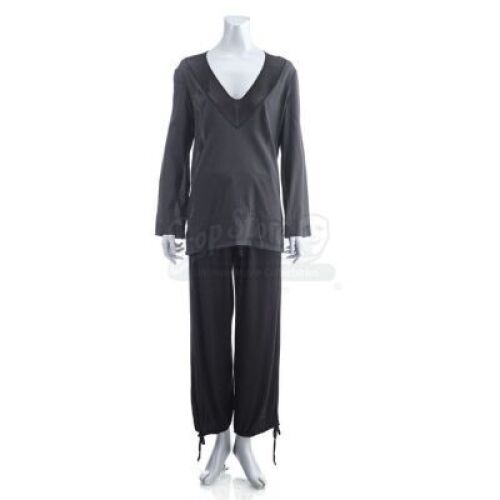 Lot # 416: MARVEL'S JESSICA JONES (TV SERIES) - Jeri Hogarth's Breakup Costume