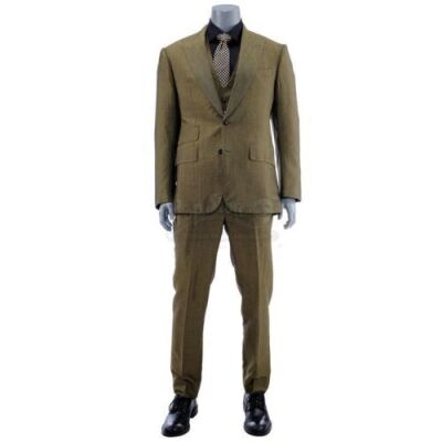 Lot # 420: MARVEL'S JESSICA JONES (TV SERIES) - Luke Cage's Nightclub Owner Costume