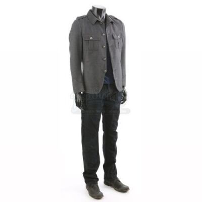 Edward Cullen's Battle Costume