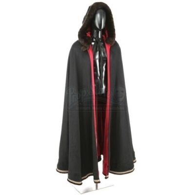 Aro's Battle Cloak