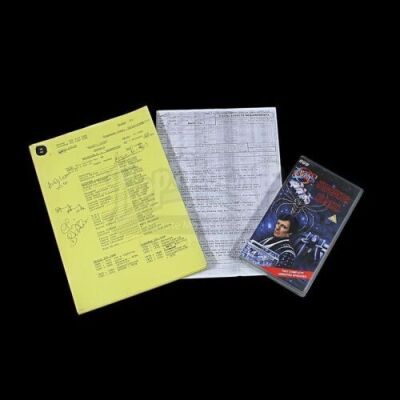 BLAKE'S 7 (TV 1978-1981) - Autographed "Headhunter" Screenplay