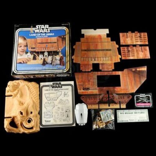 Lot # 22: Land of the Jawas Action Playset [Kazanjian Collection]