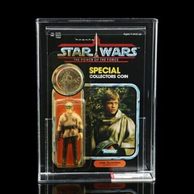 Lot # 250: Luke Skywalker (In Battle Poncho) POTF92A AFA 70Y