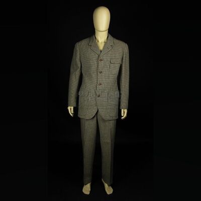 HORROR EXPRESS (1972) - Professor Sir Alexander Saxton's (Christopher Lee) Tweed Suit