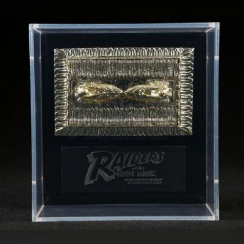 INDIANA JONES AND THE RAIDERS OF THE LOST ARK (1981) - Miniature Ark of the Covenant Lid
