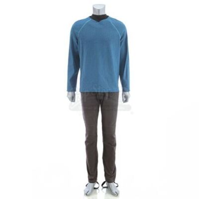 Lot # 79: STAR TREK (2009) & STAR TREK INTO DARKNESS (2013) - USS Enterprise Prototype Sciences Uniform