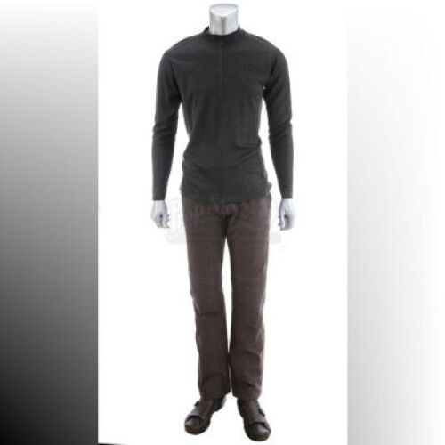 Lot # 106: STAR TREK INTO DARKNESS (2013) - Captain Kirk's Prototype Vengeance Infiltration Costume