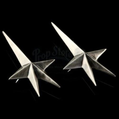 Lot # 113: STAR TREK INTO DARKNESS (2013) - Two Starfleet Honor Guard Pins