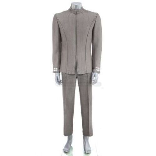 Lot # 155: STAR TREK INTO DARKNESS (2013) - Men's Starfleet Dress Uniform