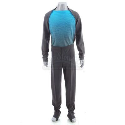 Lot # 211: STAR TREK INTO DARKNESS (2013) - USS Vengeance Crew Member Uniform