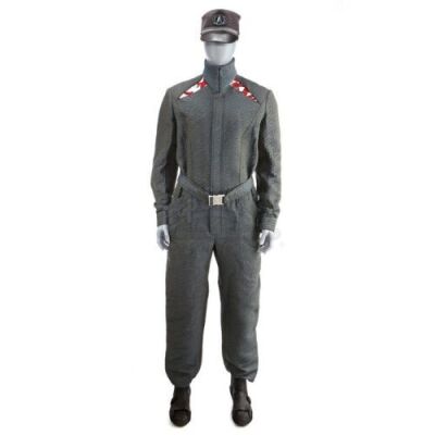 Lot # 212: STAR TREK INTO DARKNESS (2013) - Starfleet Shuttle Uniform