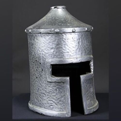 MONTY PYTHON AND THE HOLY GRAIL (1975) - Knights Of The Round Table Helmet