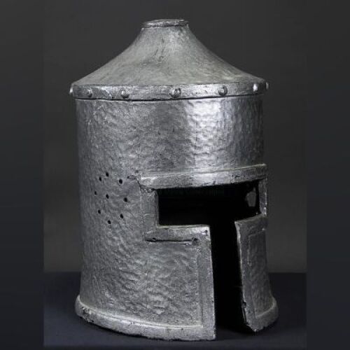 MONTY PYTHON AND THE HOLY GRAIL (1975) - Knights Of The Round Table Helmet