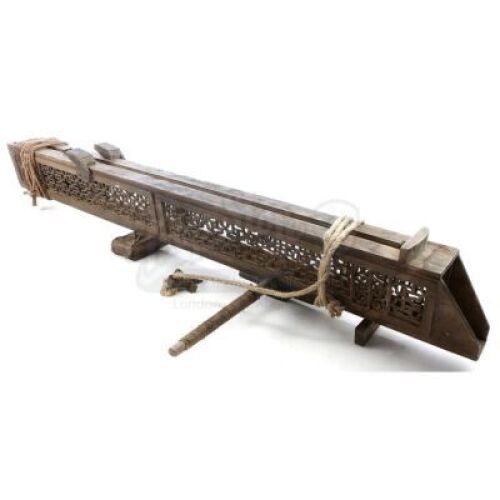 Lot # 20: ROBIN HOOD (2018) - Shoulder Mounted Large Crossbow