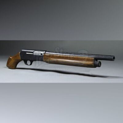 OUTLAND (1981) - Marshall William T. O'Niel's (Sean Connery) Stunt Shotgun