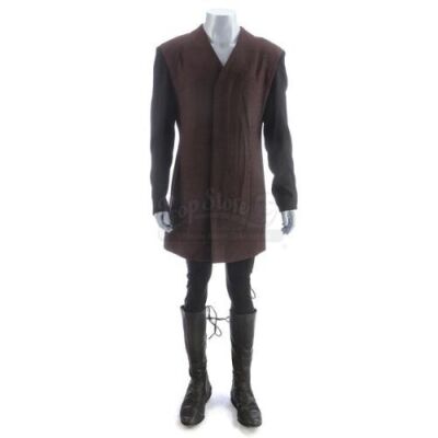 Lot # 85: ROBIN HOOD (2018) - Robin's Church Coat