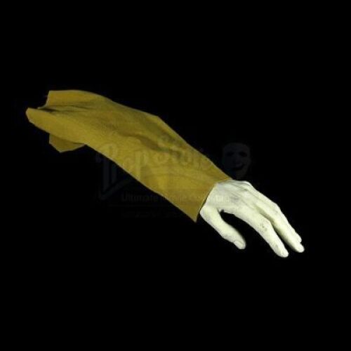 STAR TREK: THE NEXT GENERATION (TV 1987- 1994) - Data's (Brent Spiner) Hand and Sleeve