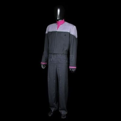STAR TREK: DEEP SPACE 9 (TV 1993-1999) - Benjamin Sisko's (Avery Brooks) Starfleet Uniform