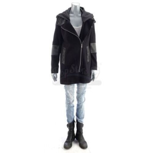 Lot # 30: Marvel's Jessica Jones (TV Series) - Jessica Jones' Winter Costume