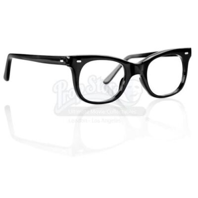 THE THEORY OF EVERYTHING (2014) - Stephen Hawking's (Eddie Redmayne) Black Rimmed Glasses