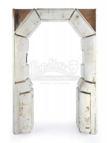 Lot #12 - ALIEN (1979) - Nostromo Mainframe Door Frame