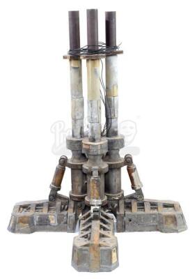 Lot #18 - ALIEN (1979) - Nostromo Close-Up Model Miniature Landing Leg