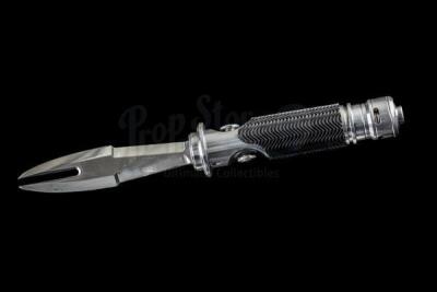 Lot #140 - BLADE: TRINITY (2004) - Blade's (Wesley Snipes) Short Knife