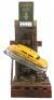 Lot #245 - FIFTH ELEMENT, THE (1997) - Flying Cab Model Miniature