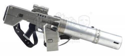 Lot #408 - JUDGE DREDD (1995) - Prison Guard Rifle