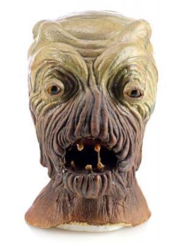 Lot #440 - LAST STARFIGHTER, THE (1984) - Kodan Mask