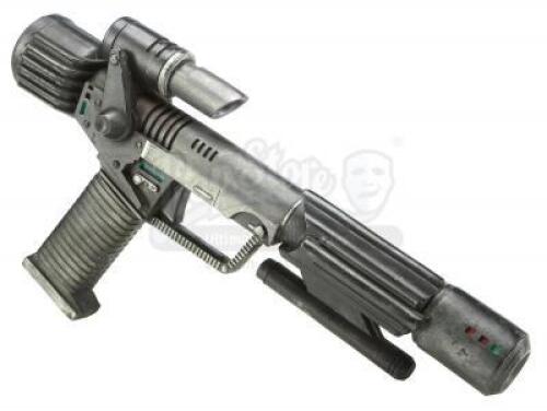 Lot #476 - MASTERS OF THE UNIVERSE (1987) - Eternian Soldier Blaster and Skeletor Soldier Blaster