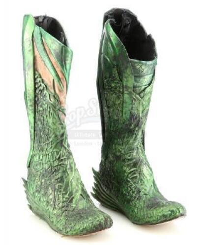 Lot #532 - POWER RANGERS (2017) - Pair of Rita Repulsa's Corrupted Green Power Boots