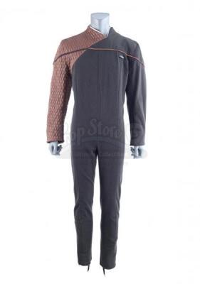 Lot #631 - STAR TREK: VOYAGER (T.V. SERIES, 1995-2001) - 29th Century Starfleet Uniform