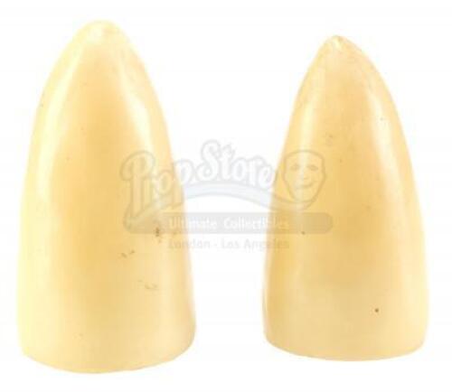 Lot #705 - STAR WARS: THE EMPIRE STRIKES BACK (1980) - Phil Tippett Collection: Pair of Slug Teeth