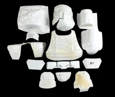 Lot #721 - STAR WARS: RETURN OF THE JEDI (1983) - Scout Trooper Helmet and Armor Production-Made Component Set
