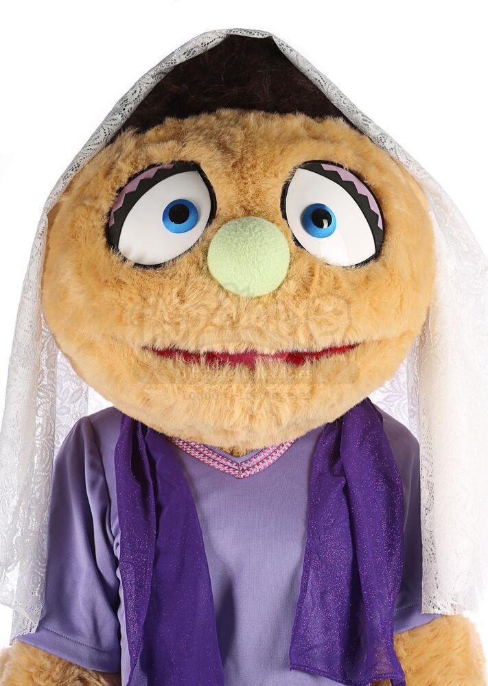 Lot #54 - AVENUE Q (STAGE SHOW) - Wedding Puppet Collection: Kate ...